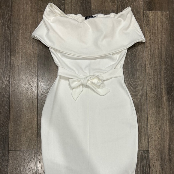 BOOHOO women’s off the shoulder midi white dress - Picture 1 of 3